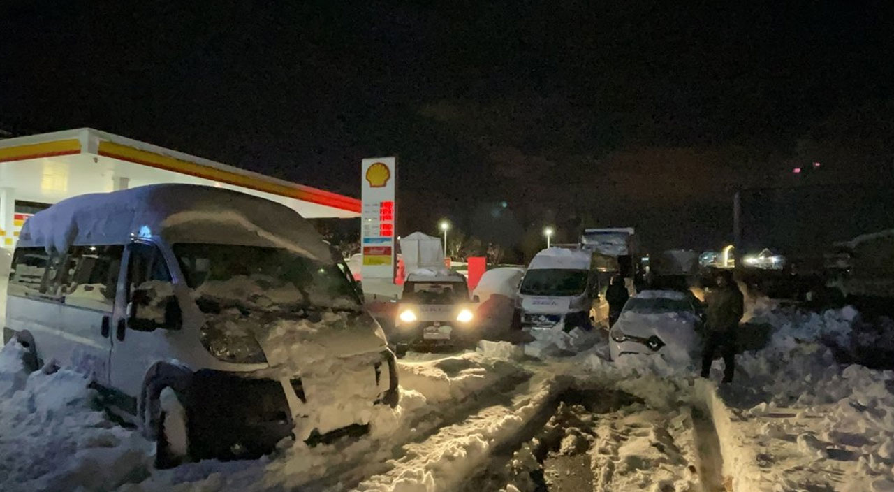 Hangi yollar kapalı? Yurt genelinde yollardaki son durum Hangi yollar kapalı? Yurt genelinde yollardaki son durum