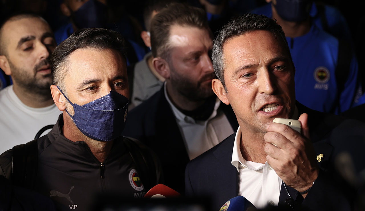 Fenerbahçe kafilesini havalimanında taraftarı karşıladı