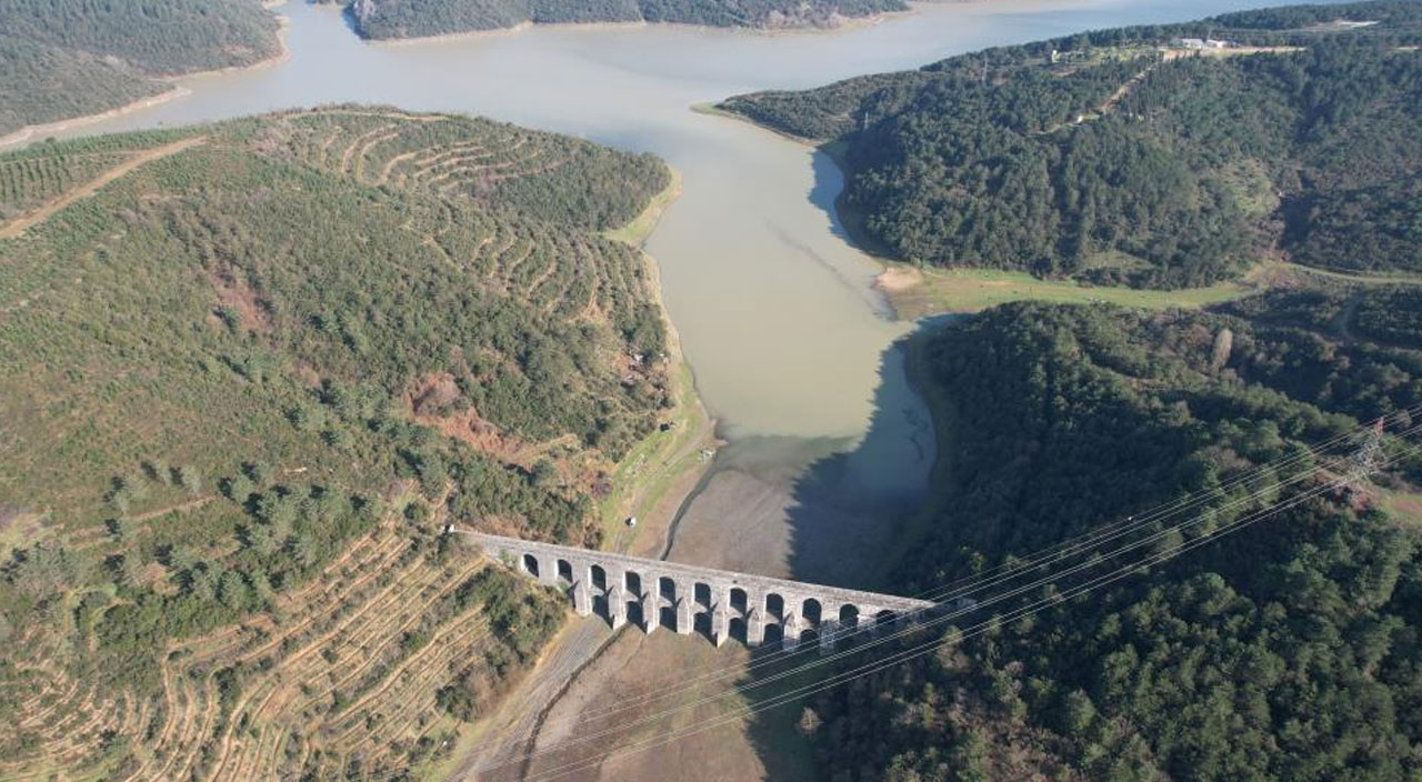 Alibeyköy Barajı'nda suyun rengi değişti