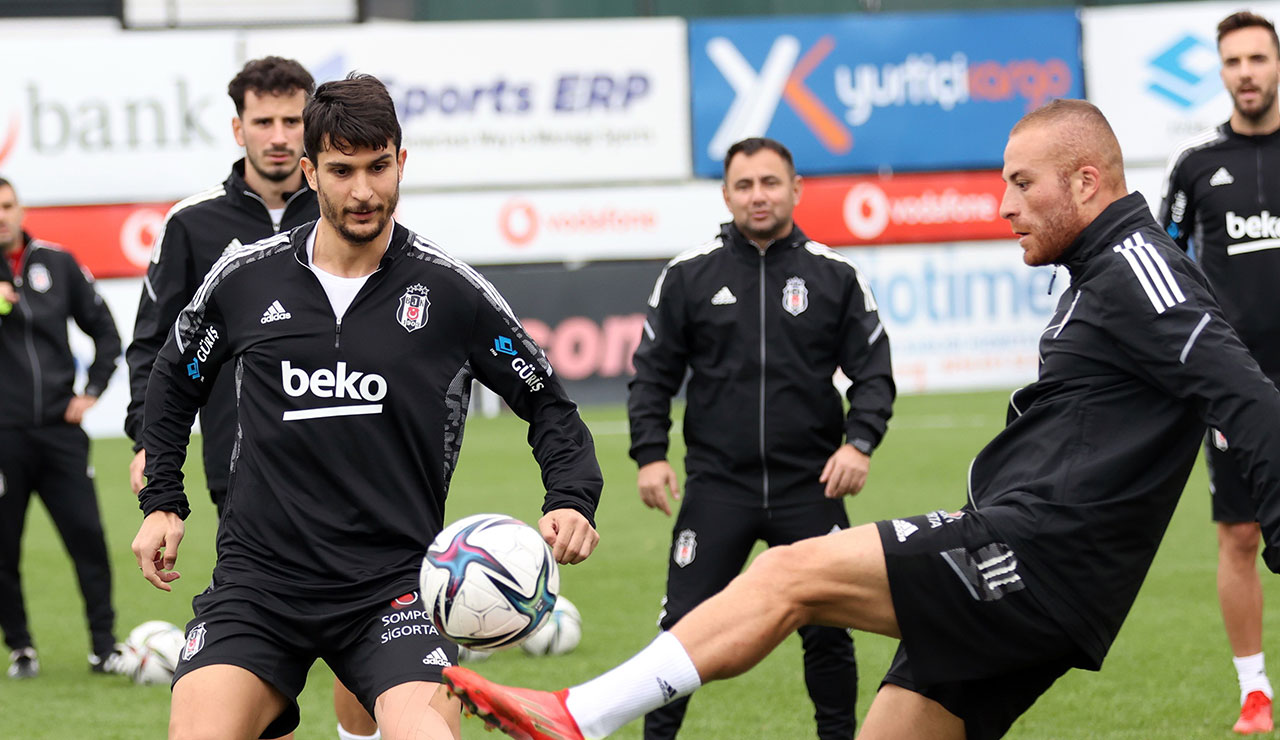 Beşiktaş'tan Kaan Ayhan yoklaması