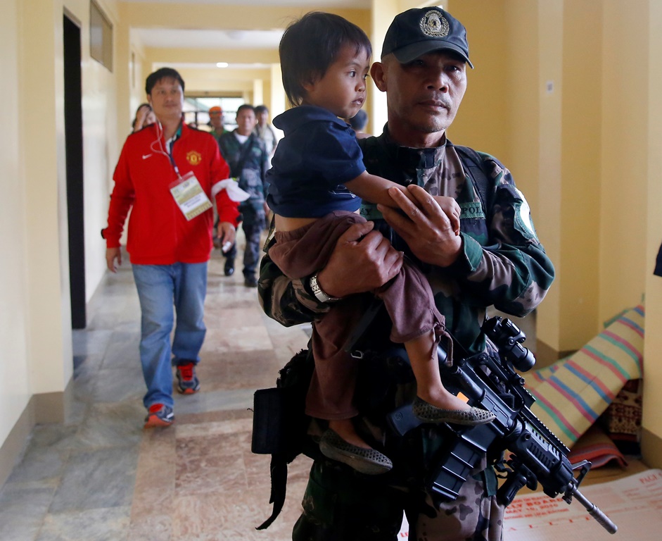 Marawi'nin yüzde 90'ı kontrol altında! 100'den fazla terörist öldürüldü