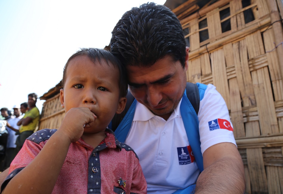 Deniz Feneri Derneği Arakan’da kalıcı konut yapıyor… Deniz Feneri Derneği Arakan’da kalıcı konut yapıyor…