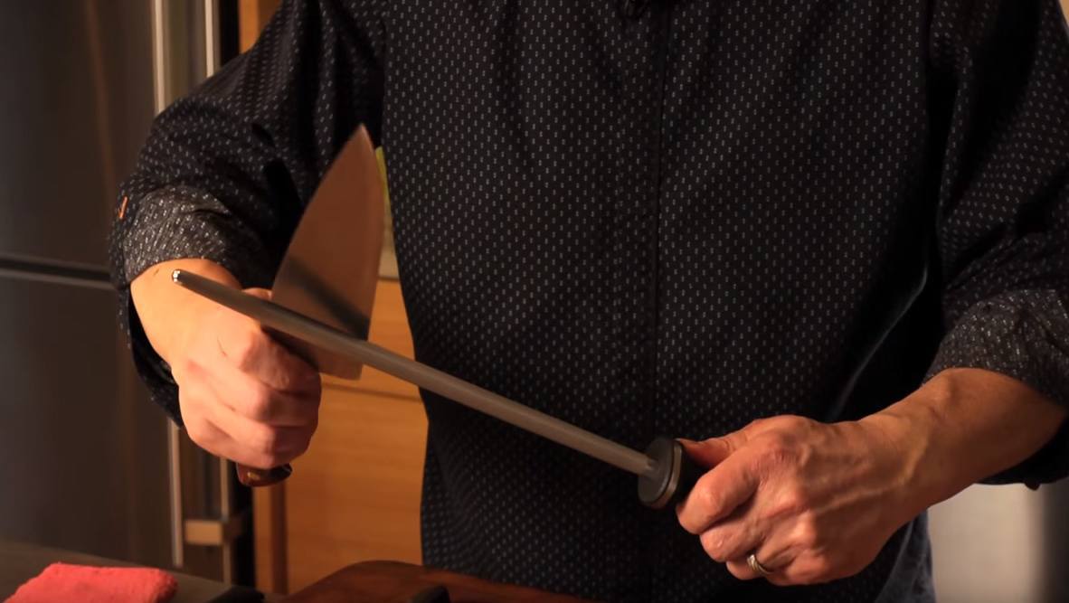 Bıçak nasıl bilenir? Evde kolay bıçak bileme yöntemleri nelerdir, bıçak nasıl nilenir?