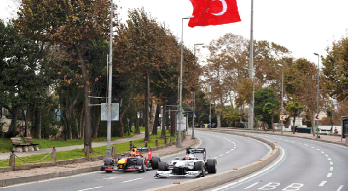 Boğaz'da 'pit-stop' şov