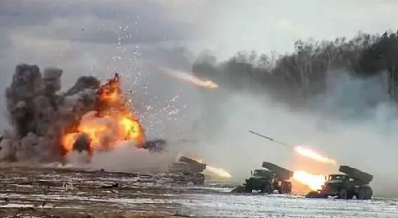 Ukrayna- Rusya krizinde gerilim tırmanıyor: Bölgeden peş peşe patlama sesleri geliyor