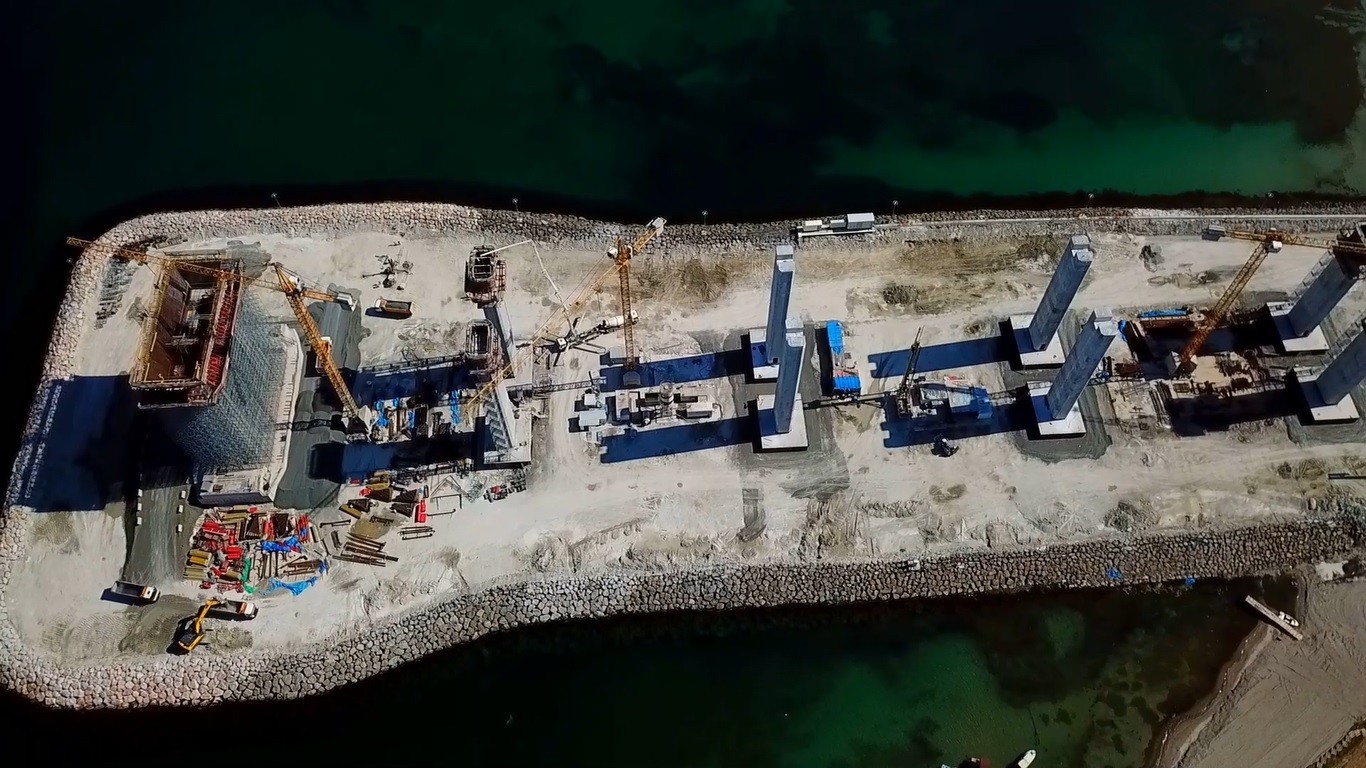 Çanakkale Boğaz Köprüsü'nün kuleleri 270 metreye ulaştı Çanakkale Boğaz Köprüsü'nün kuleleri 270 metreye ulaştı