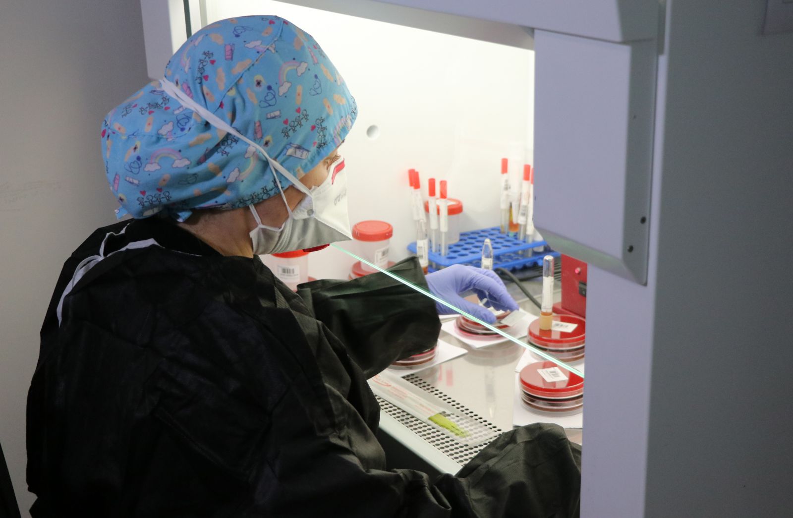 Koronayı yenip görevlerinin başına koştular