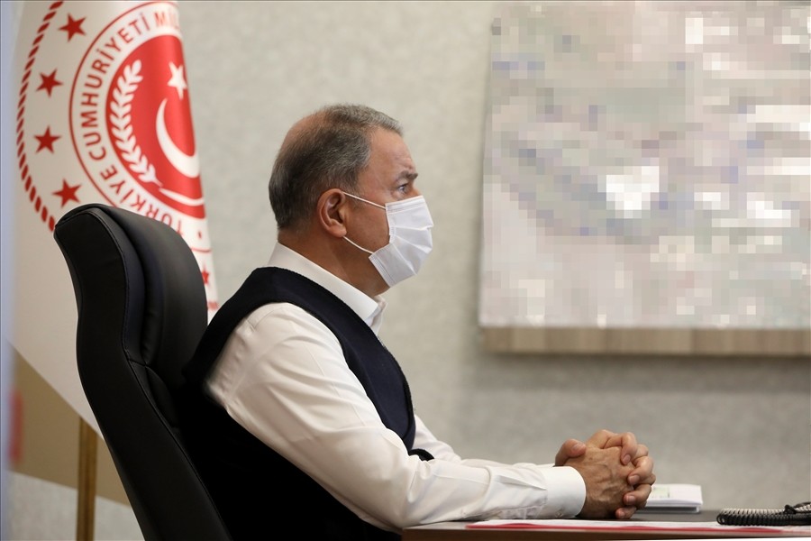 Bakan Akar ve komutanlardan yoğun mesai