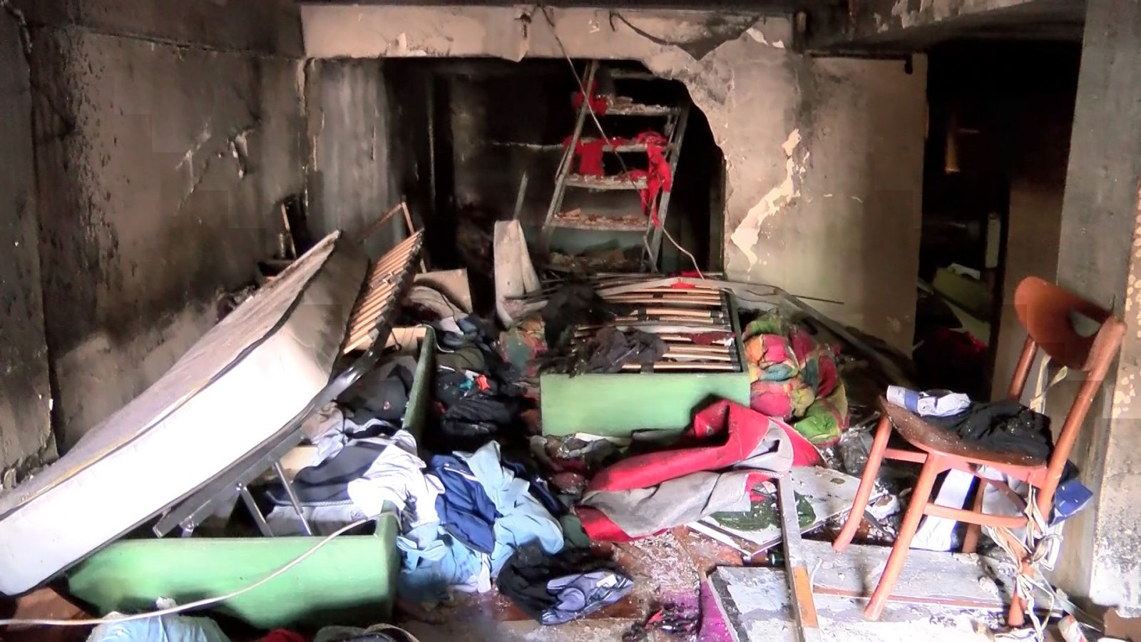 Bahçelievler'de korkutan patlama! Mahalleli sokağa döküldü