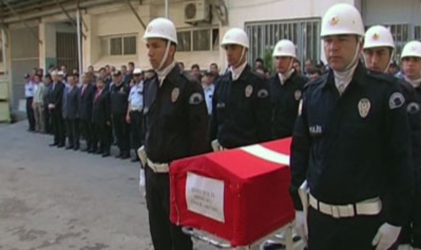 Şehidin anısına büyük saygısızlık