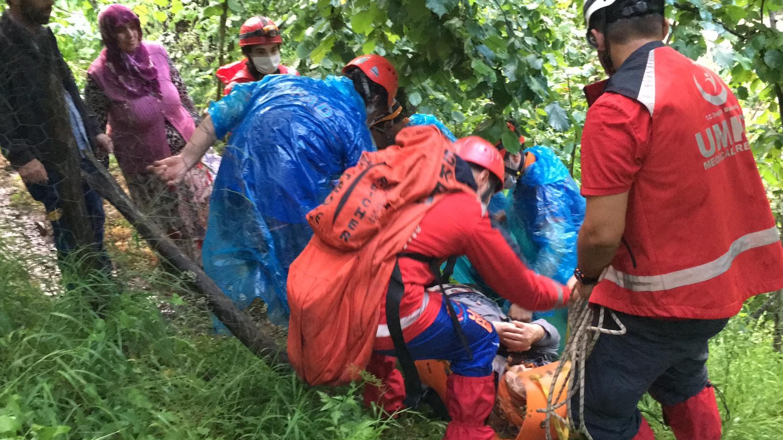 Doğu Karadeniz'de sağanak yağış, sel ve heyelana yol açtı