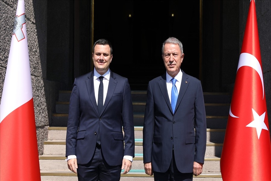 Hulusi Akar, Malta ve Libya içişleri bakanlarıyla görüştü