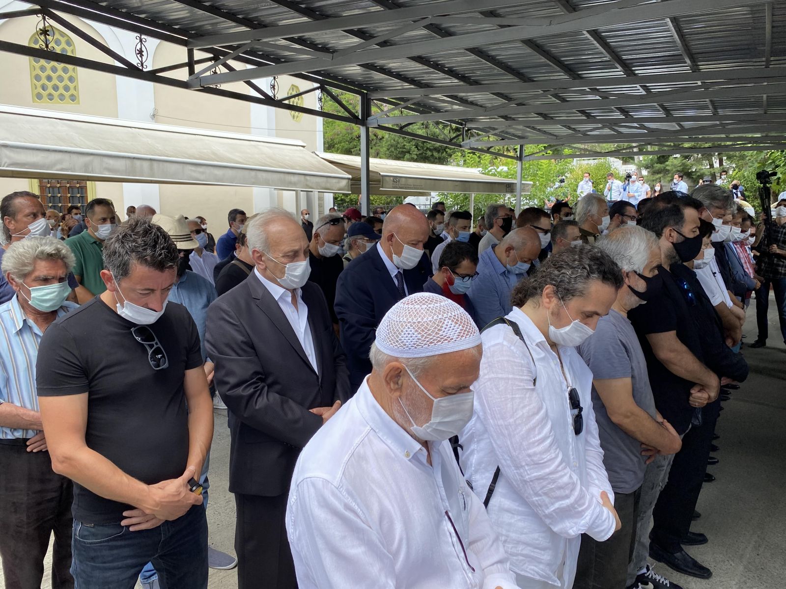 Seyfi Dursunoğlu son yolculuğuna uğurlandı