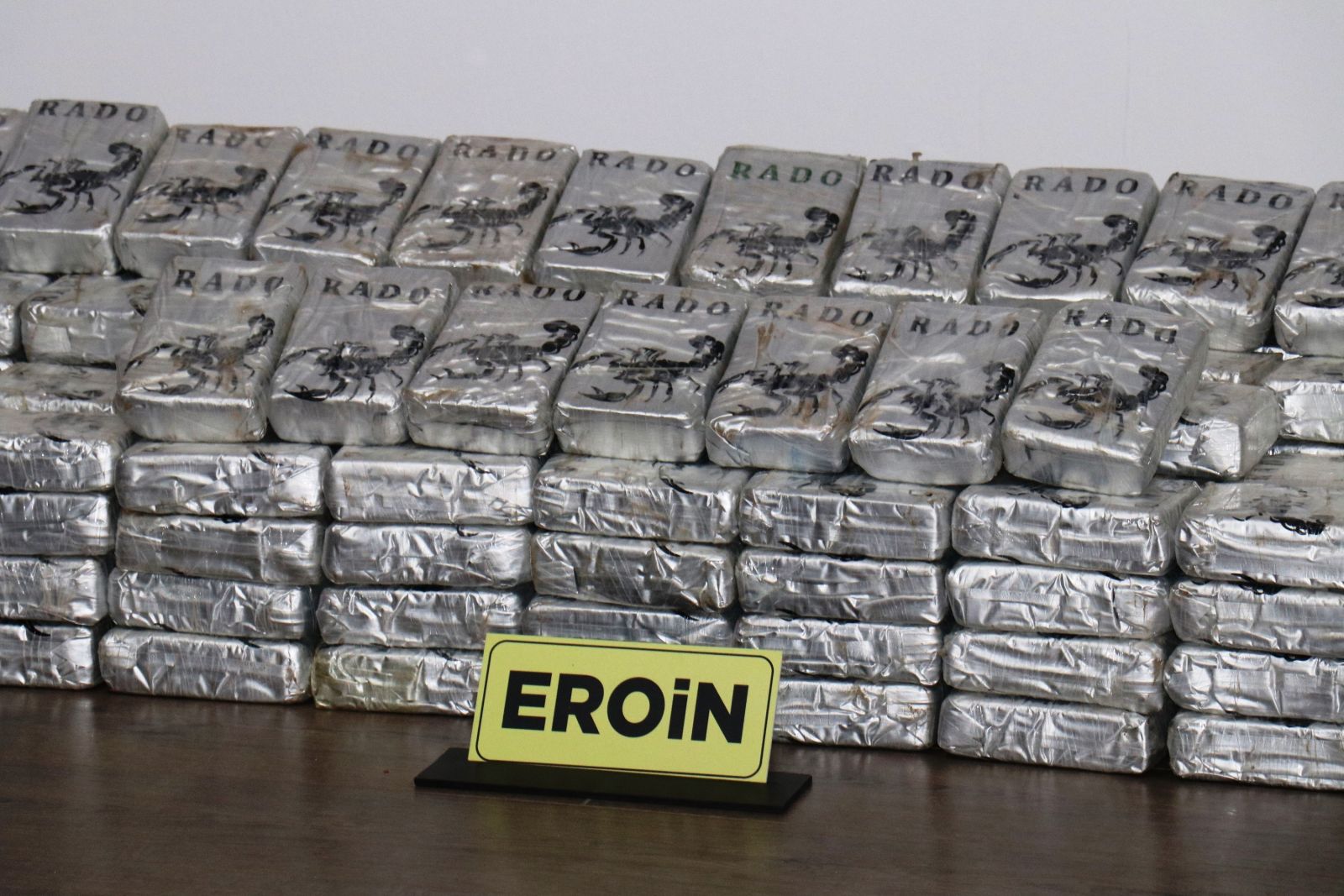 Malatya’da zehir tacirlerine büyük darbe: 195 kilo eroin ele geçirildi