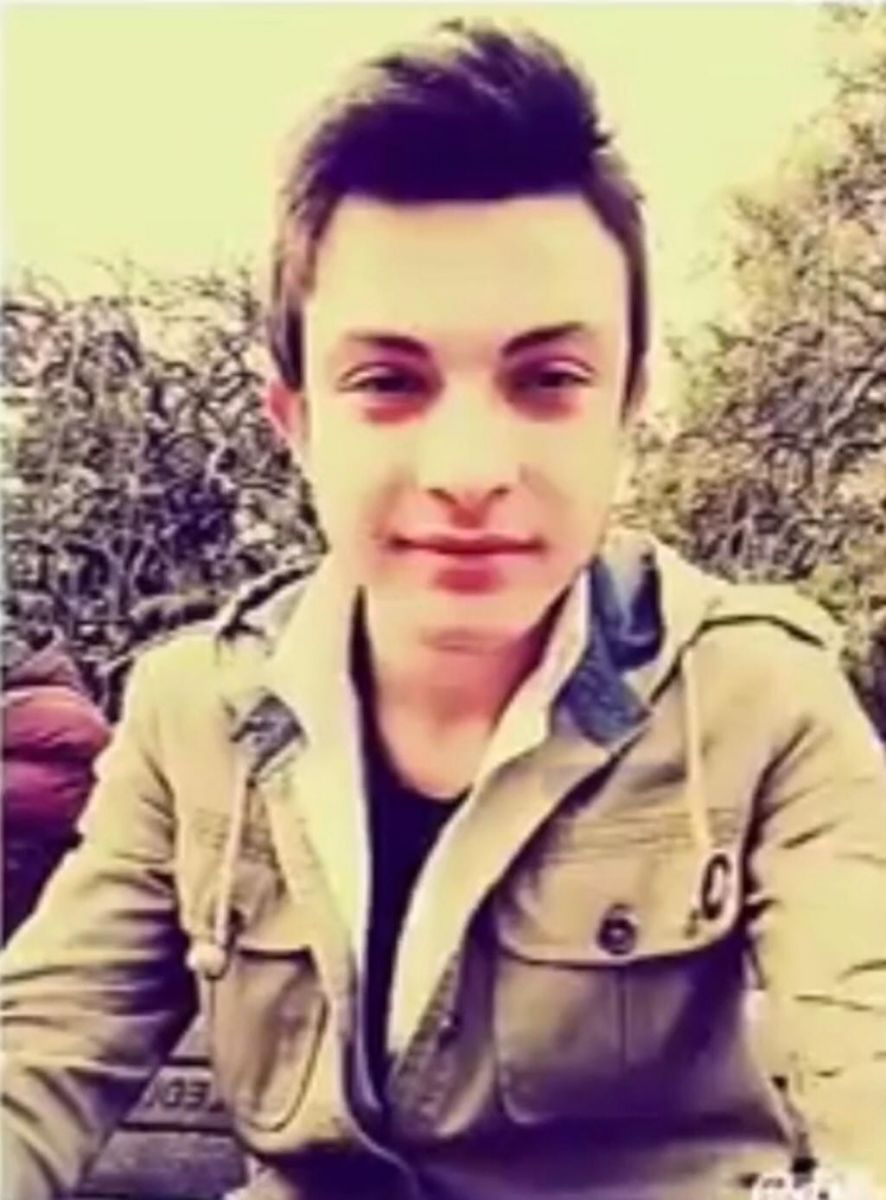 23 yaşında ama, yeni doğmuş bebek gibi