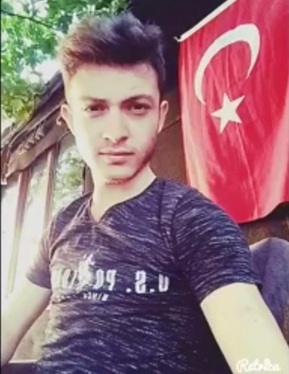 23 yaşında ama, yeni doğmuş bebek gibi