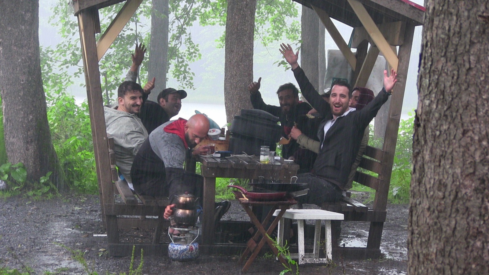 Bayramda tatilcilere sağanak yağış sürprizi