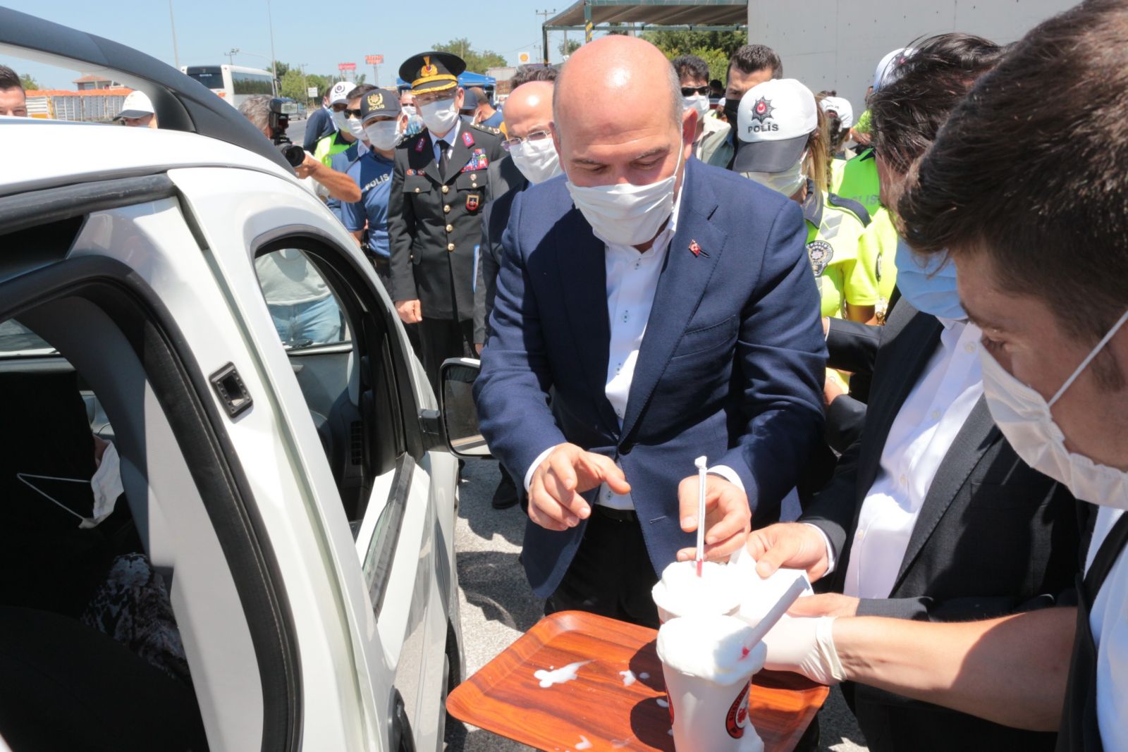 Bakan Soylu: Trafik kazalarında 45 kişi hayatını kaybetti