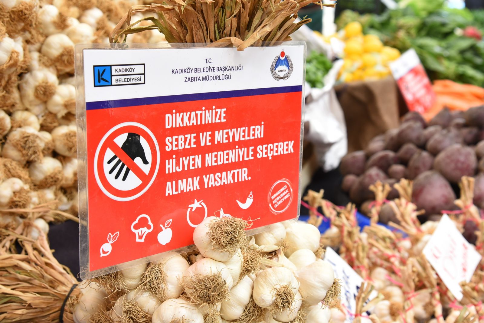 Kadıköy'de yoğun koronavirüs denetimi