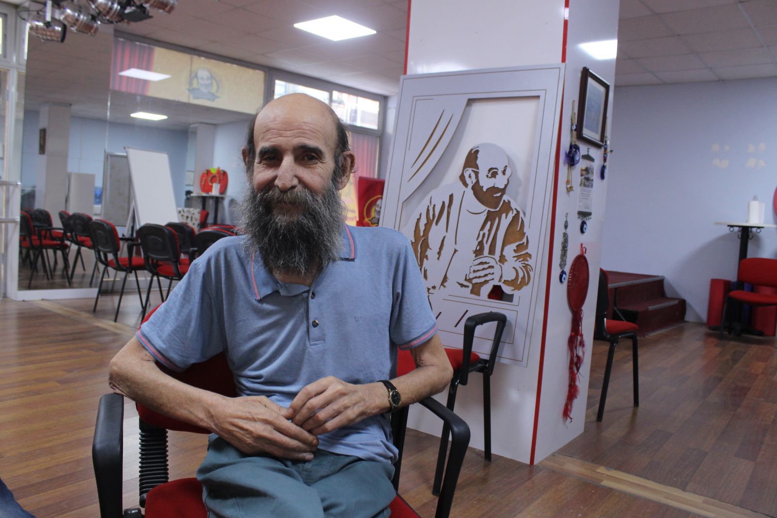 Bizimkiler dizisinin Cemil'i hastaneye kaldırıldı Bizimkiler dizisinin Cemil'i hastaneye kaldırıldı