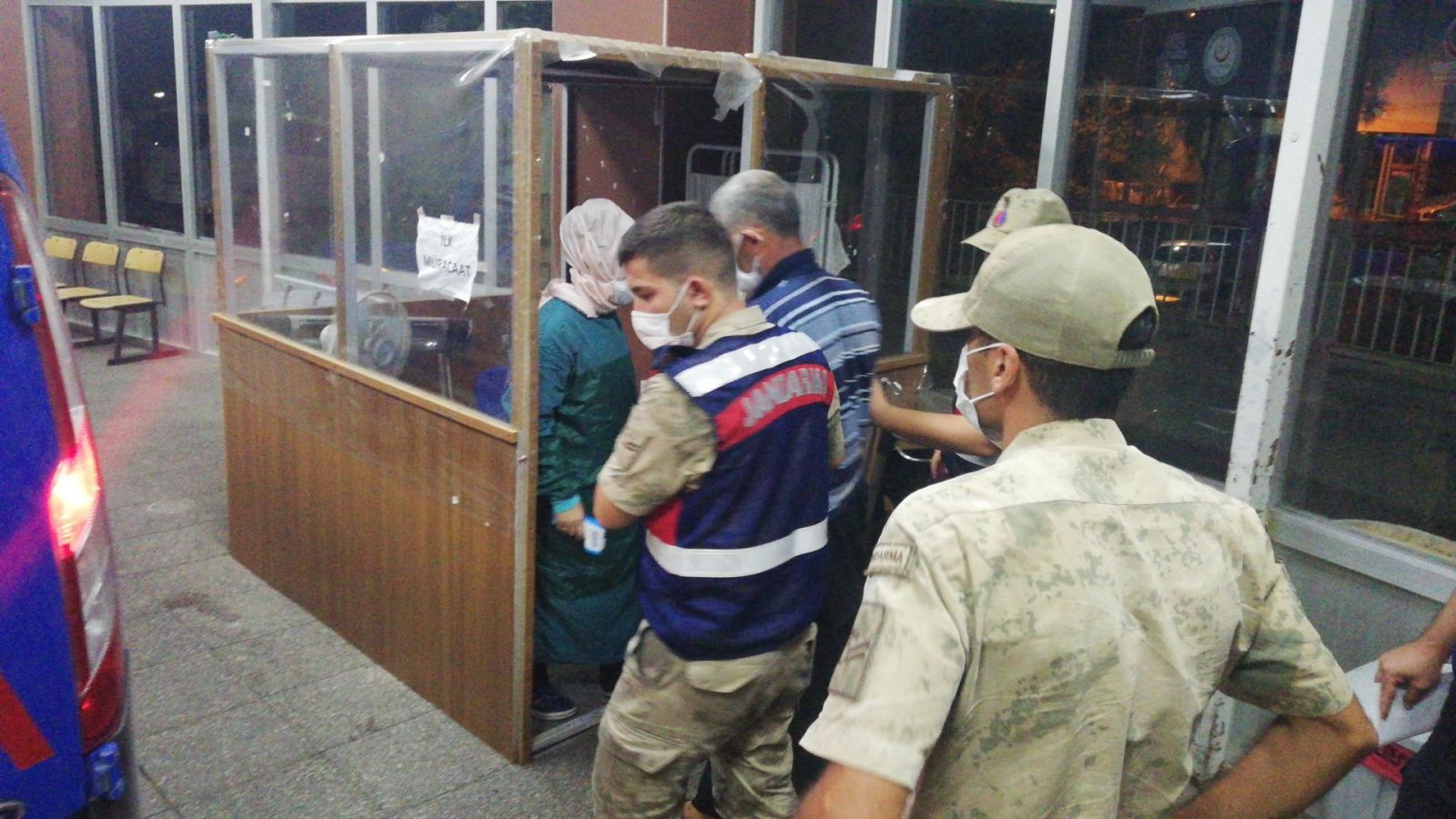Arazi anlaşmazlığı yüzünden oğlunu ve gelinini katletti! Arazi anlaşmazlığı yüzünden oğlunu ve gelinini katletti!