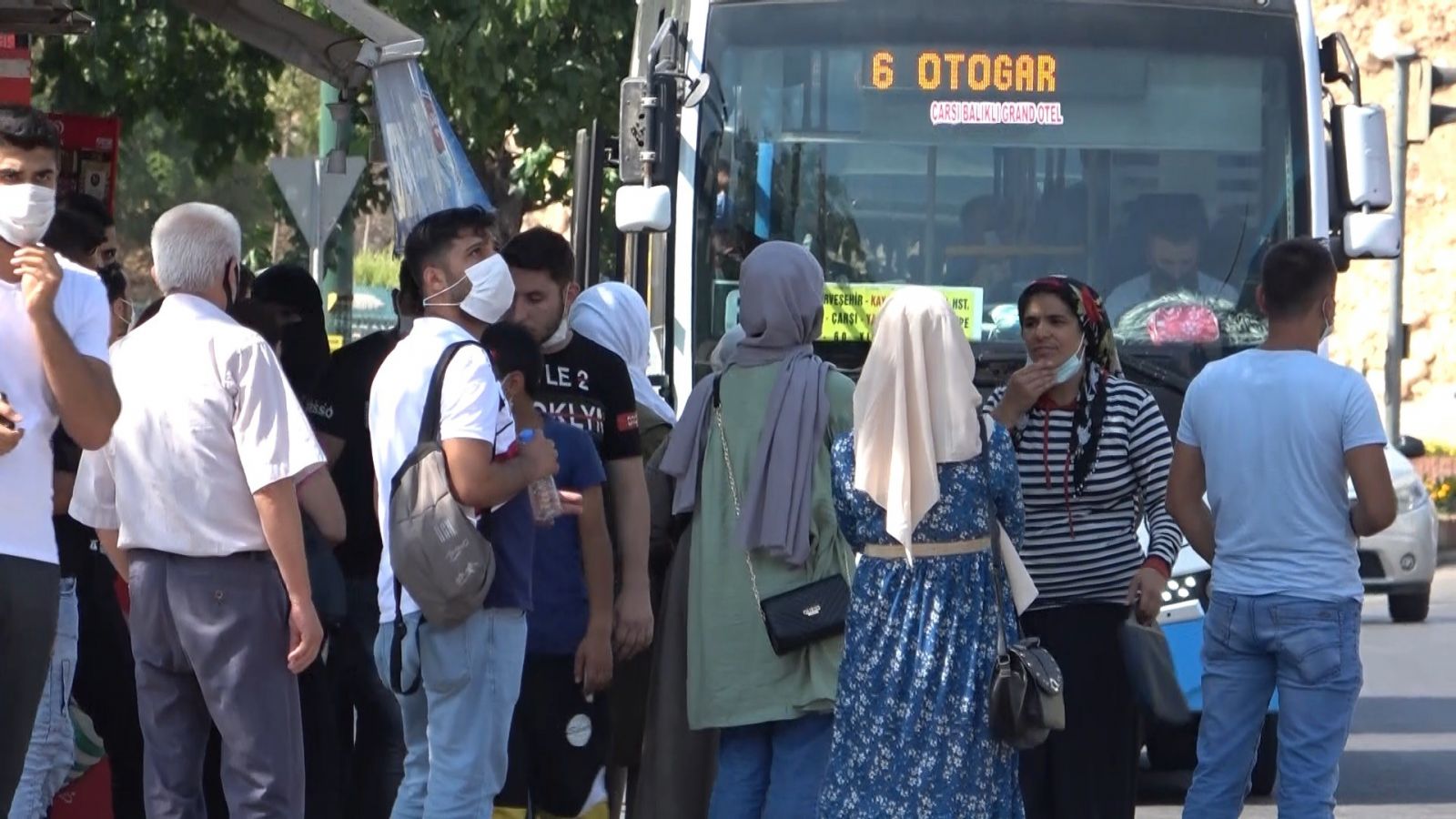 Bakan uyarıyor, Gaziantep uymuyor