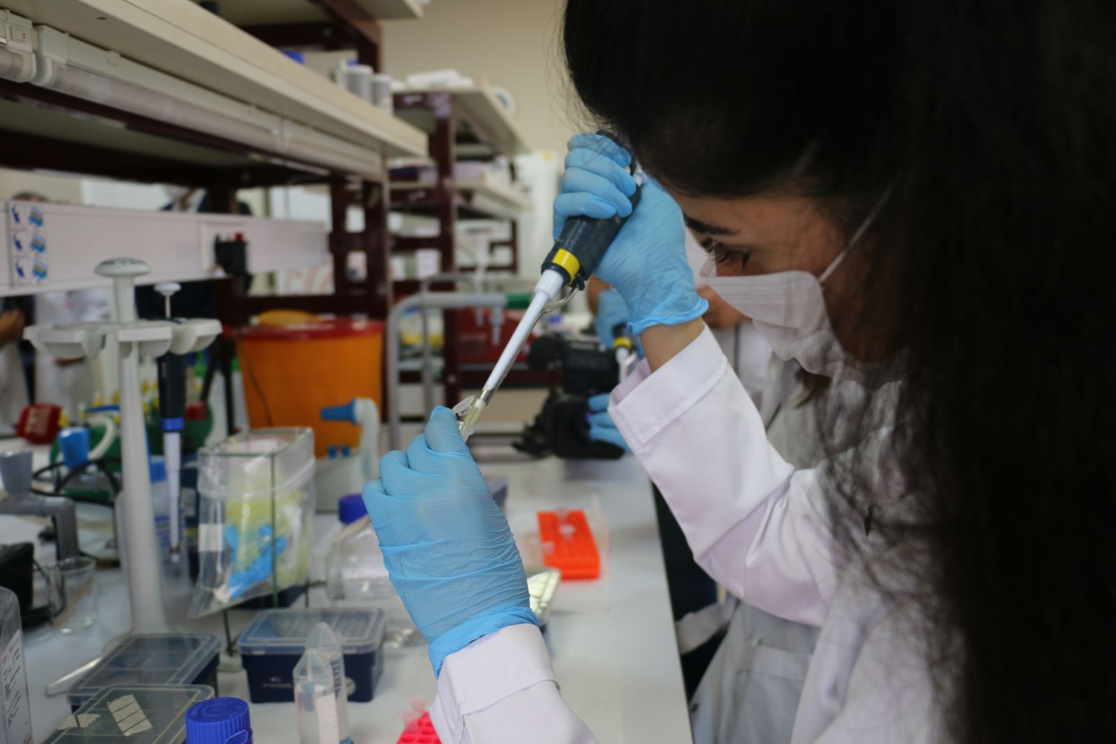 TÜBİTAK Başkanı koronavirüs aşısı için tarih verdi