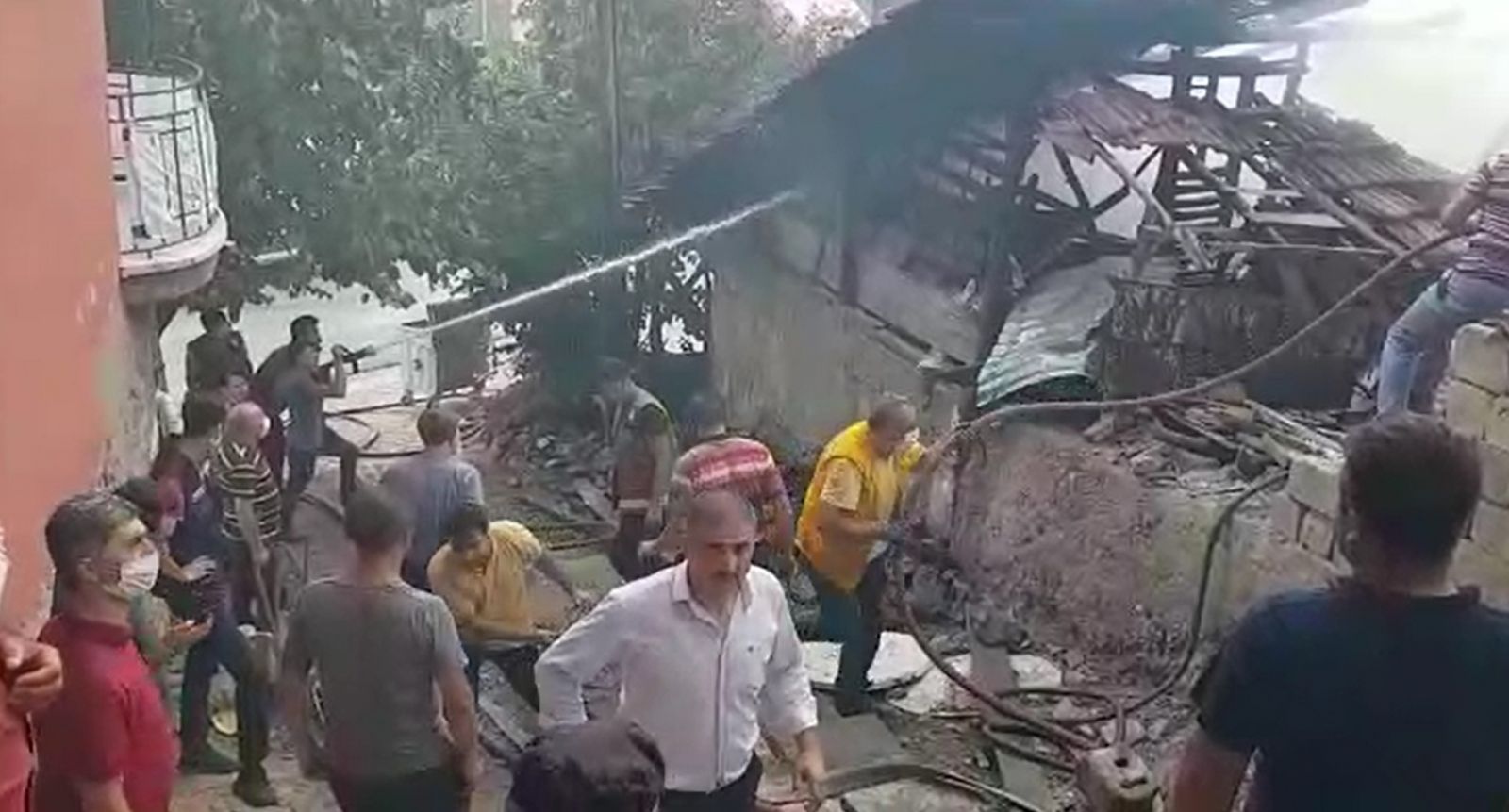 Acı haberi Vali açıkladı, Çorum’daki yangında ölü sayısı 5’e yükseldi