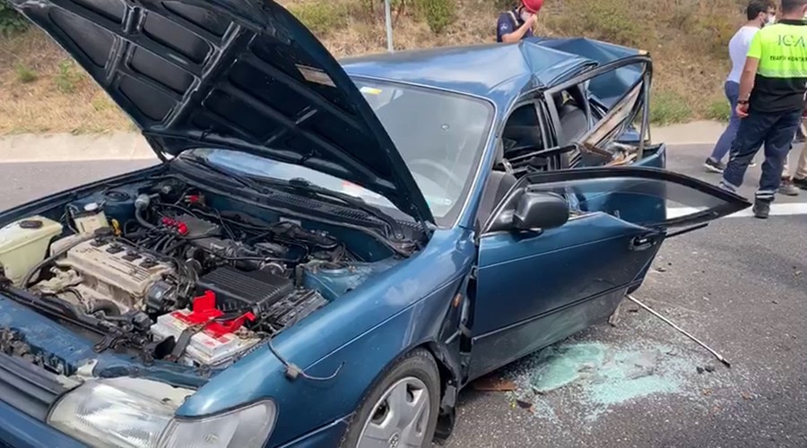 Kuzey Marmara Otoyolu'nda kaza: 1 ölü, 2’si çocuk 4 yaralı Kuzey Marmara Otoyolu'nda kaza: 1 ölü, 2’si çocuk 4 yaralı