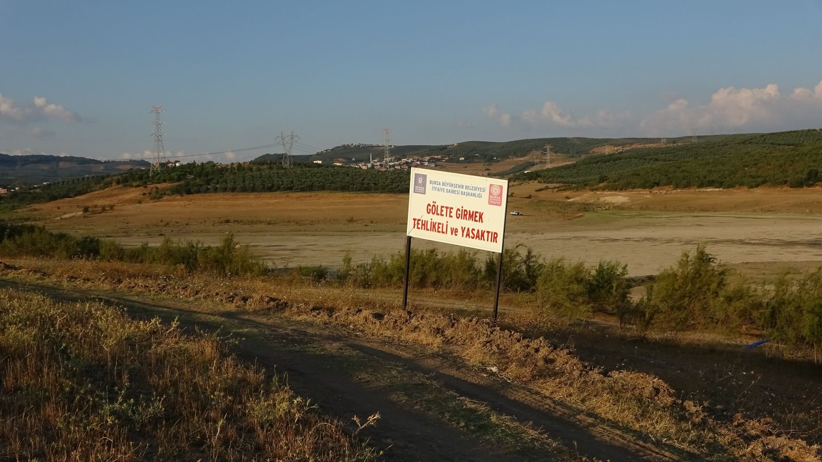 Kuraklık felaketi....Bursa'da o baraj kurudu Kuraklık felaketi....Bursa'da o baraj kurudu