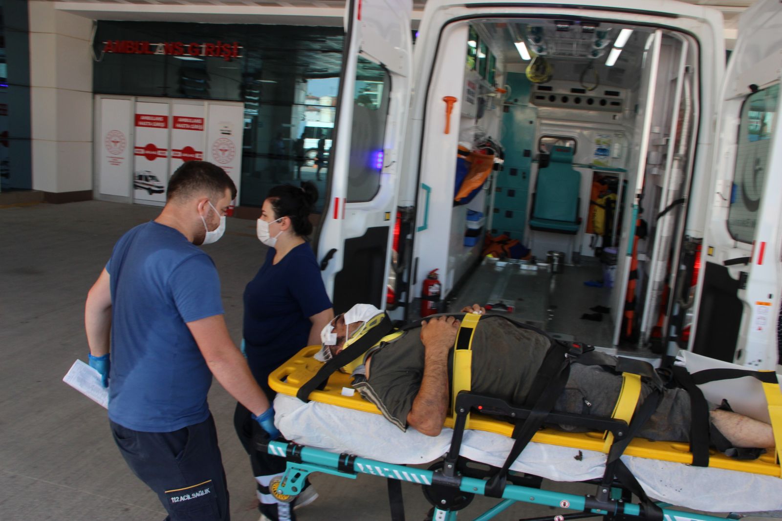 Kestane toplarken uçurumdan 25 metreden aşağıya yuvarlandı Kestane toplarken uçurumdan 25 metreden aşağıya yuvarlandı