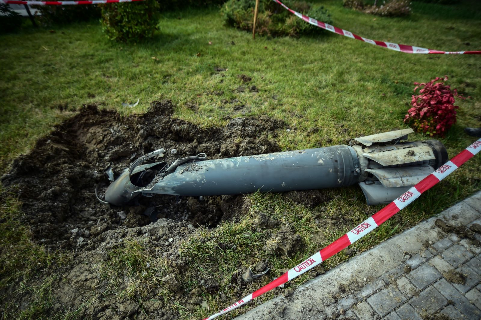 Ermenistan’ın attığı roket Mingeçevir'de termik santrale düştü