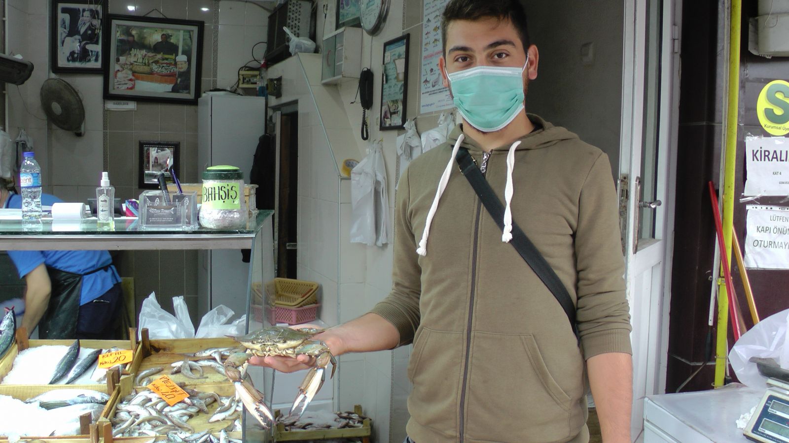 Balıkçılar ağa takılanı görünce şaşkına döndü