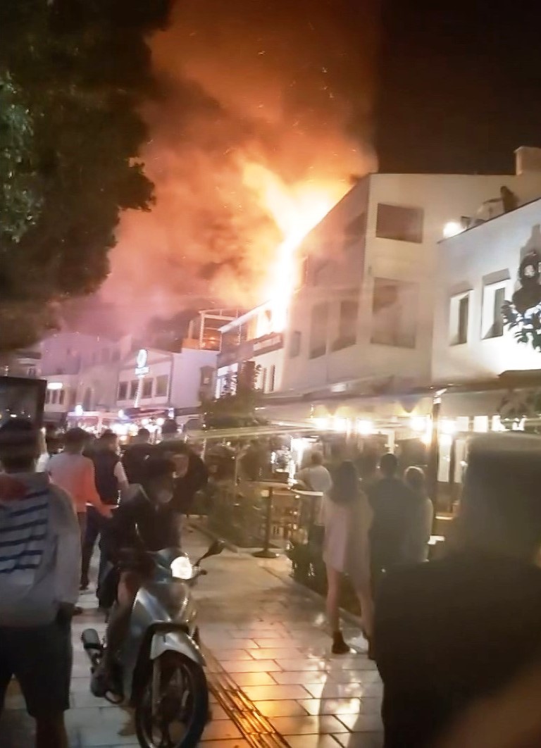 Bodrum’da bir otelin terasında korkutan yangın