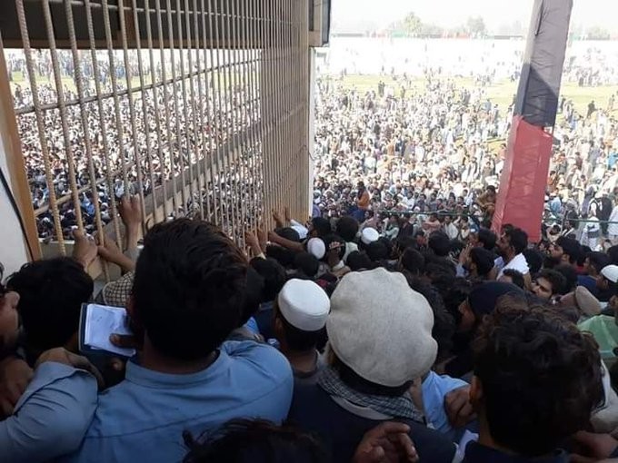 Afganistan'da vize izdihamı!