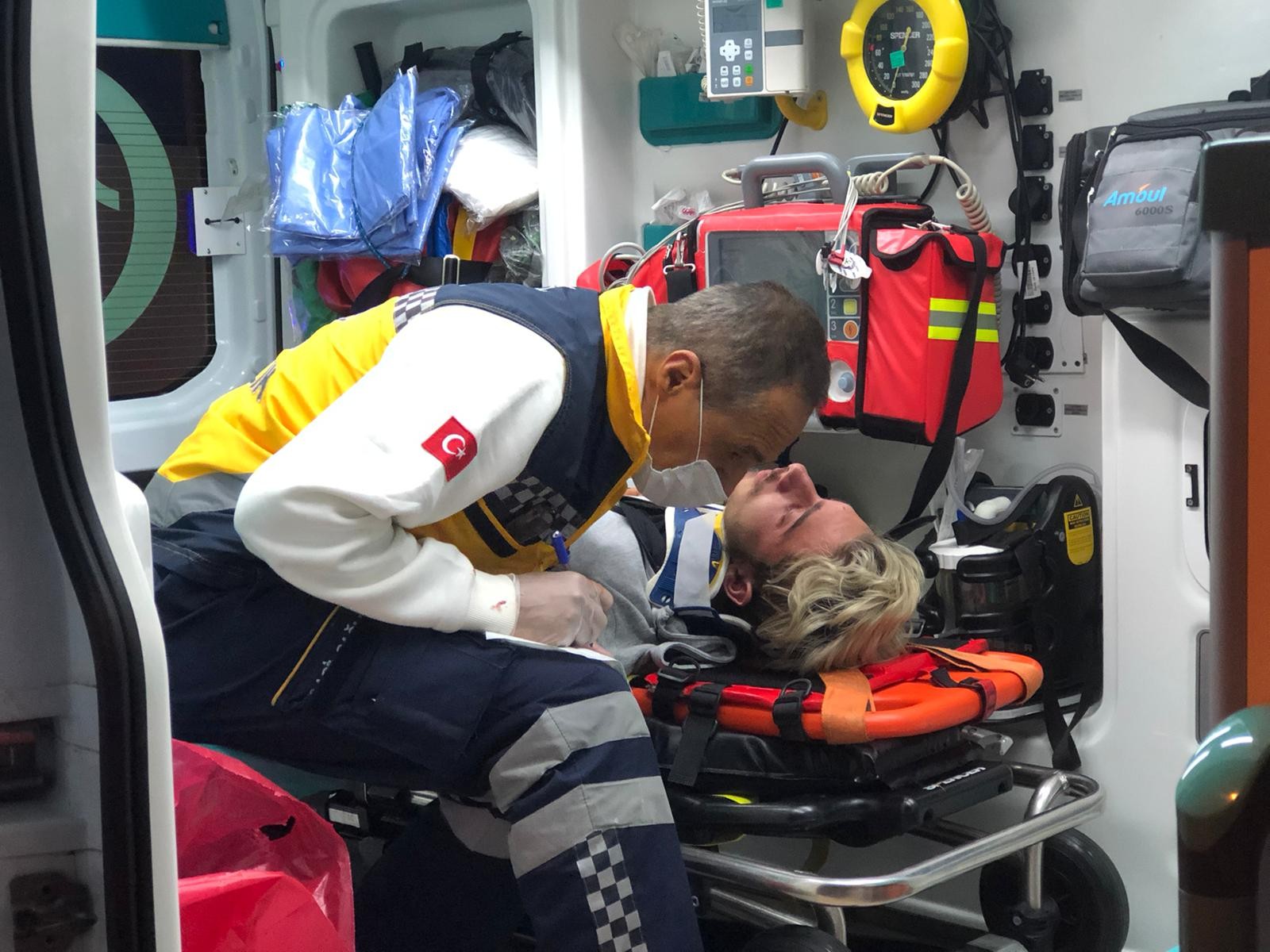 Ankara’da 2 araç kafa kafaya çarpıştı: 1’i ağır 5 yaralı