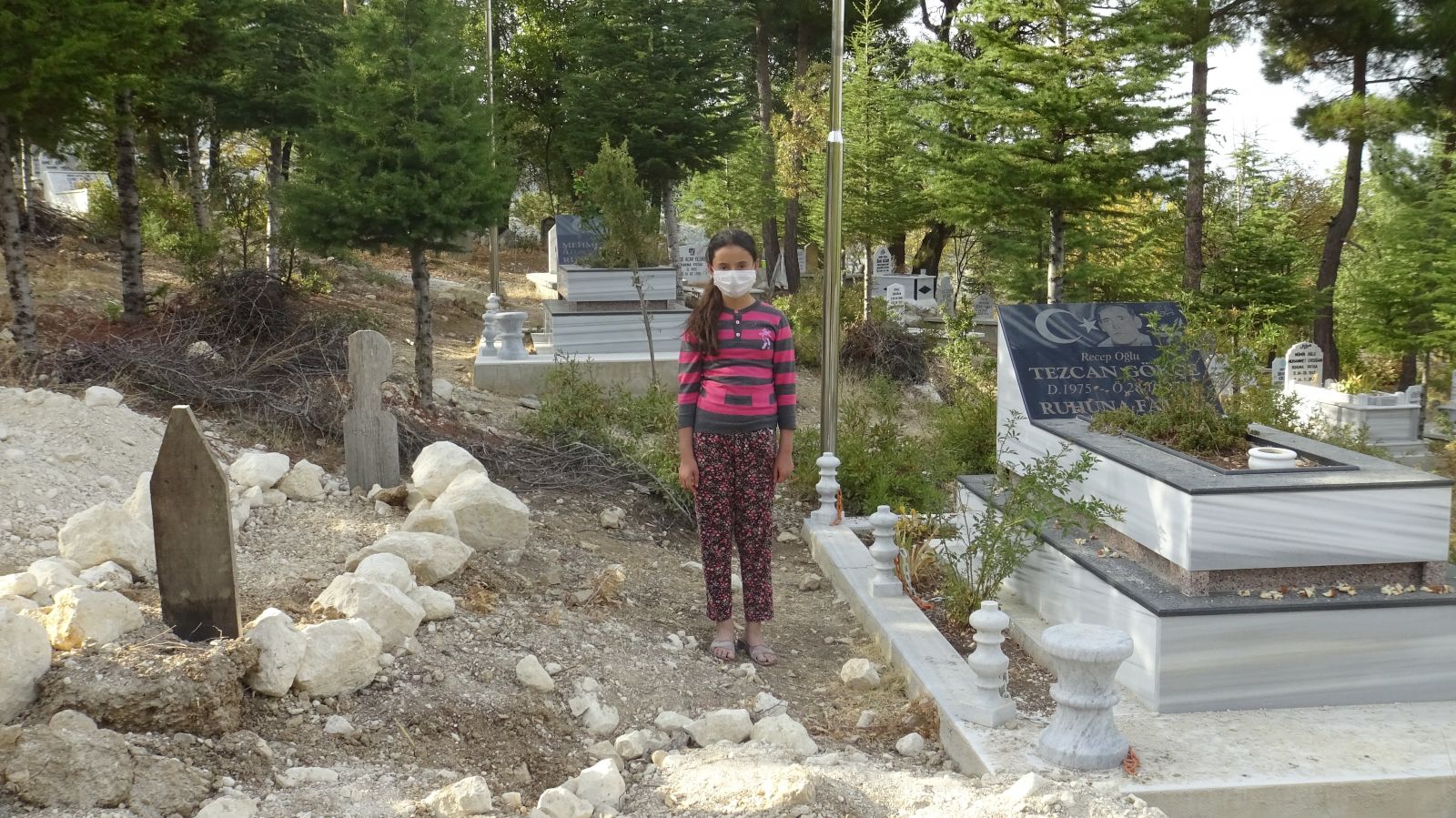 Madende oğlunu, Covid-19'dan eşini kaybeden Ayşe Gökçe: Gittiler hep, beni götürmediler