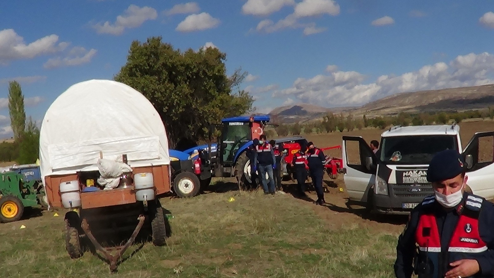 Arazi kavgasında kurşun yağdırdı, baba ve oğlu hayatını kaybetti