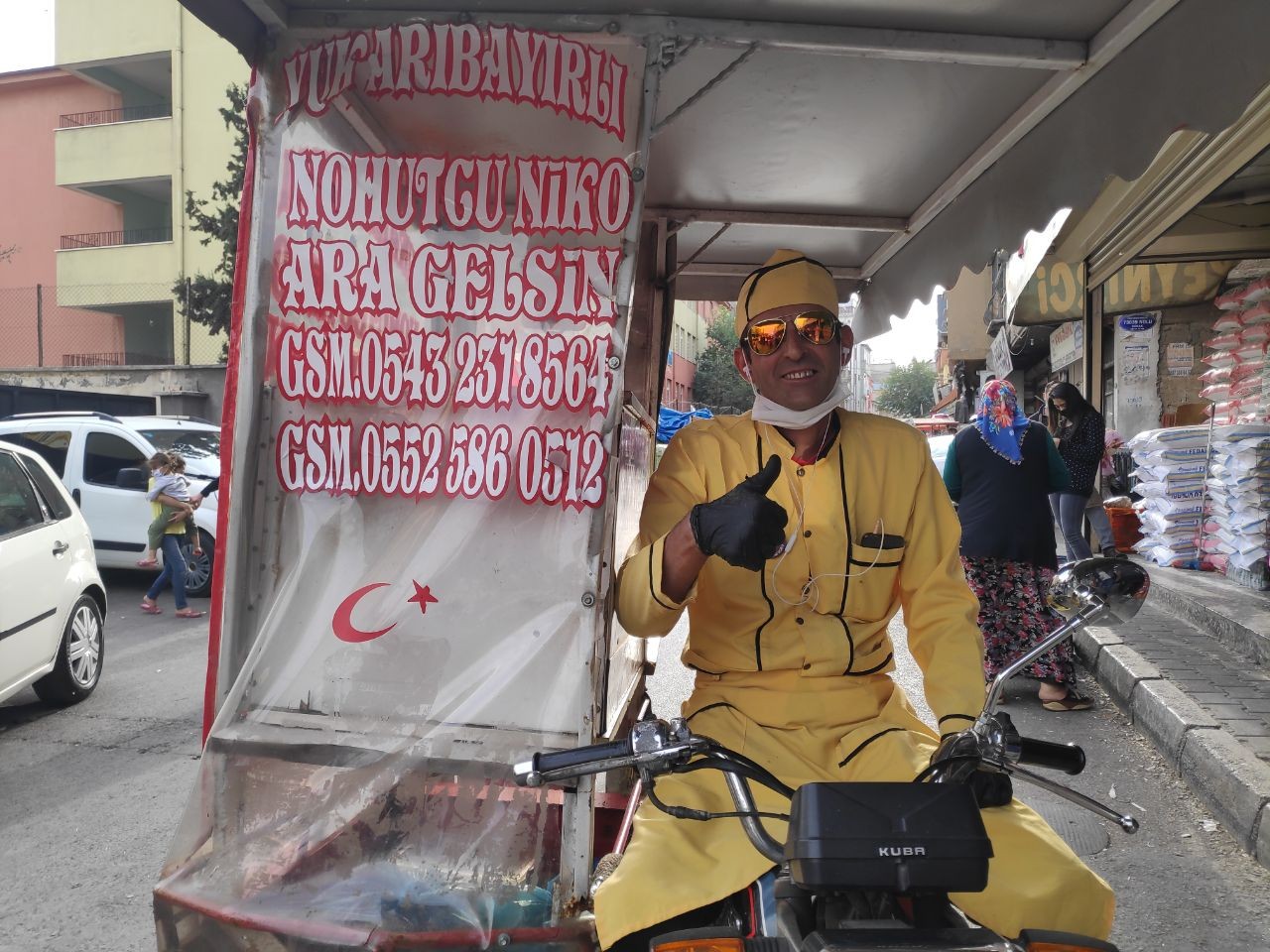 Gaziantep’in en renkli nohutçusu