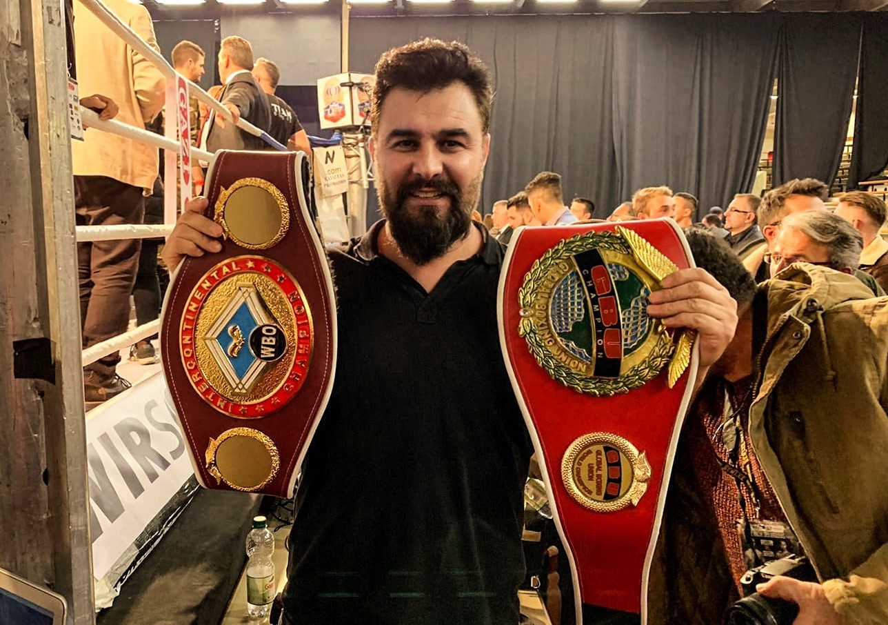 Müslüman dünya şampiyonu aşiret savaşlarını durdurdu