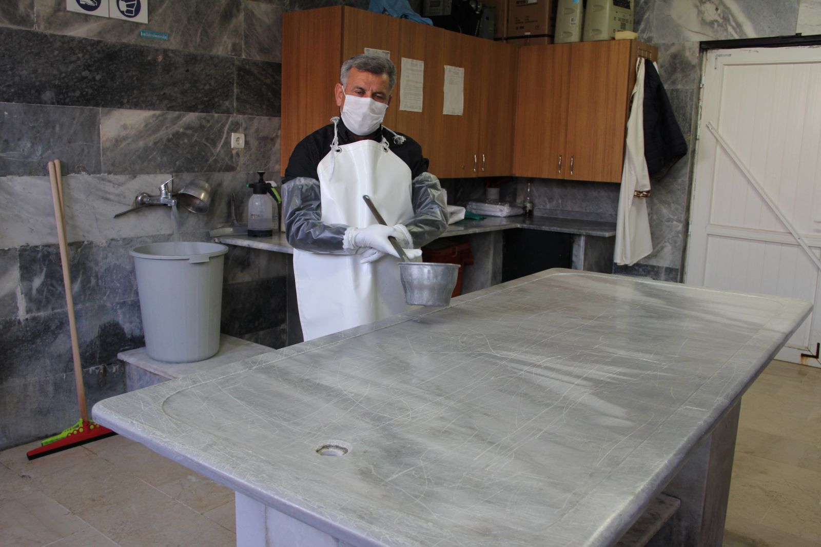 Kimsenin cesaret edemediğini yapıyorlar