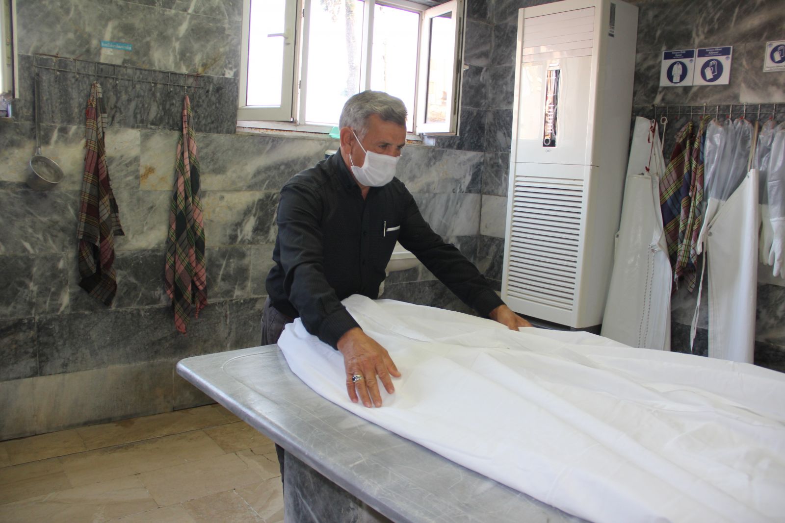 Kimsenin cesaret edemediğini yapıyorlar