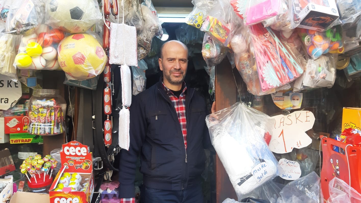 Bir zamanlar benzin de satılan bu dükkanda yok yok