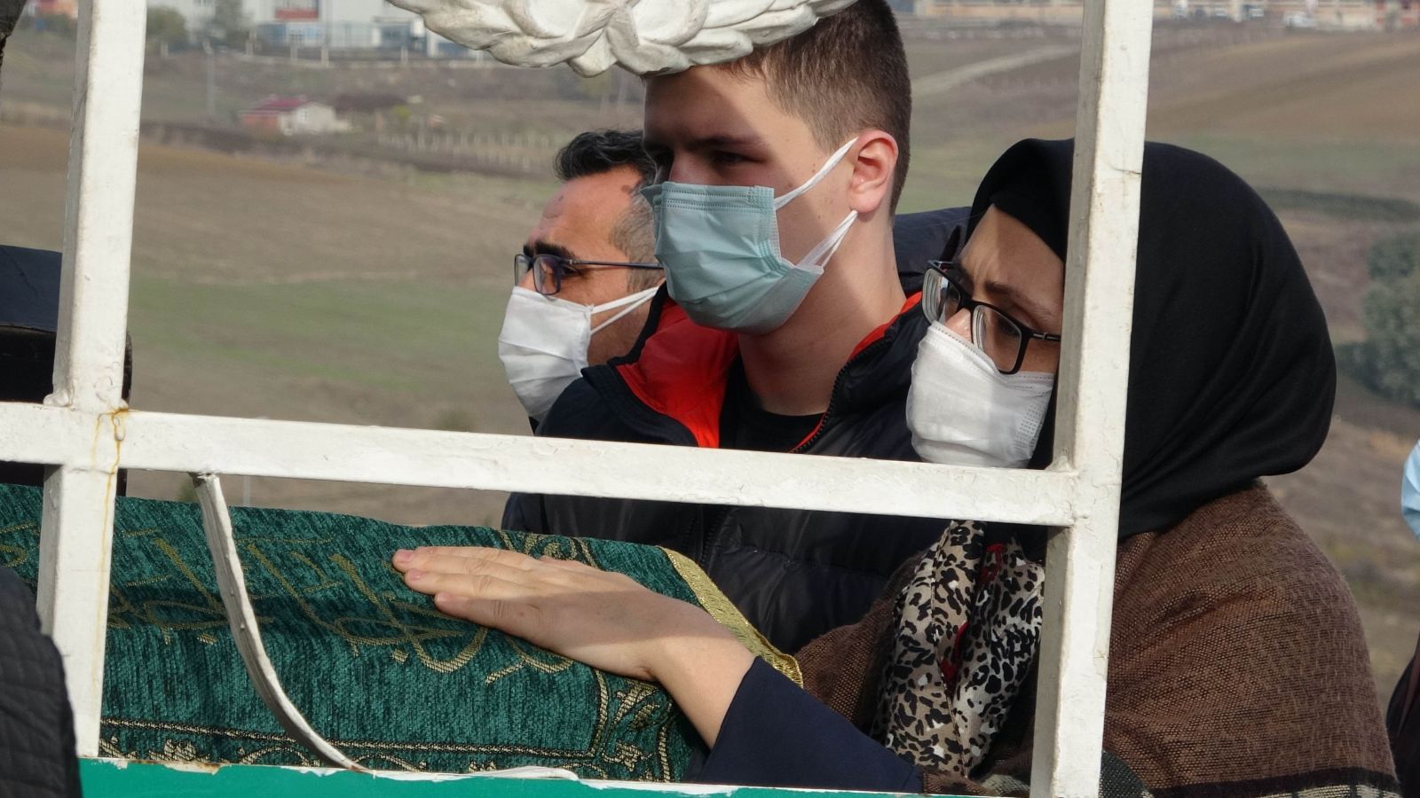 Doktor babadan evlada son dokunuş