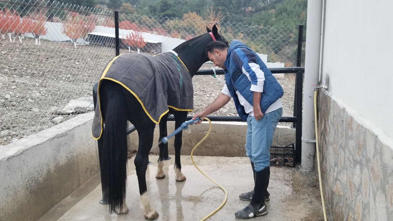 Çocukluk hayalini 40 yıl sonra gerçeğe çevirdi