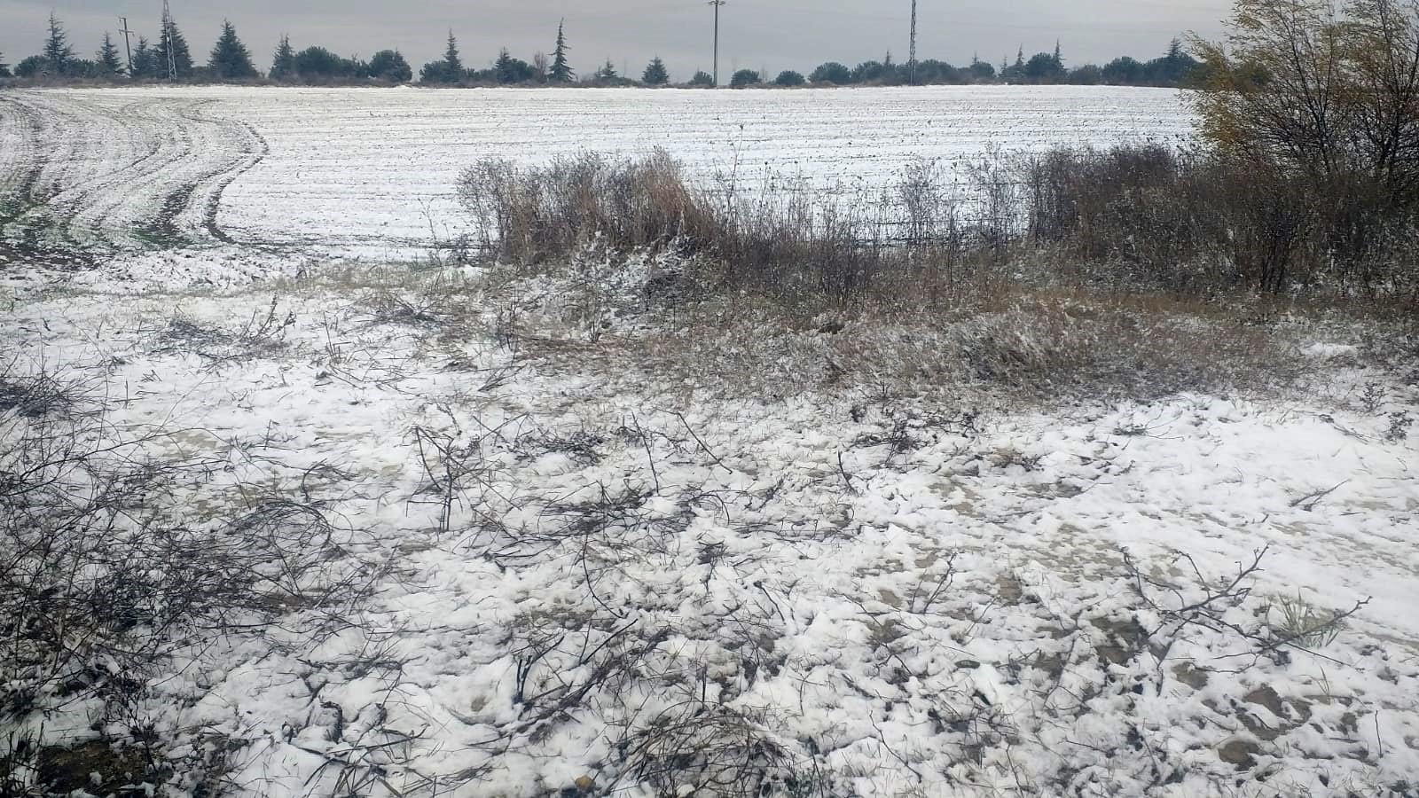 Tekirdağ’ın yüksek kesimleri beyaza büründü