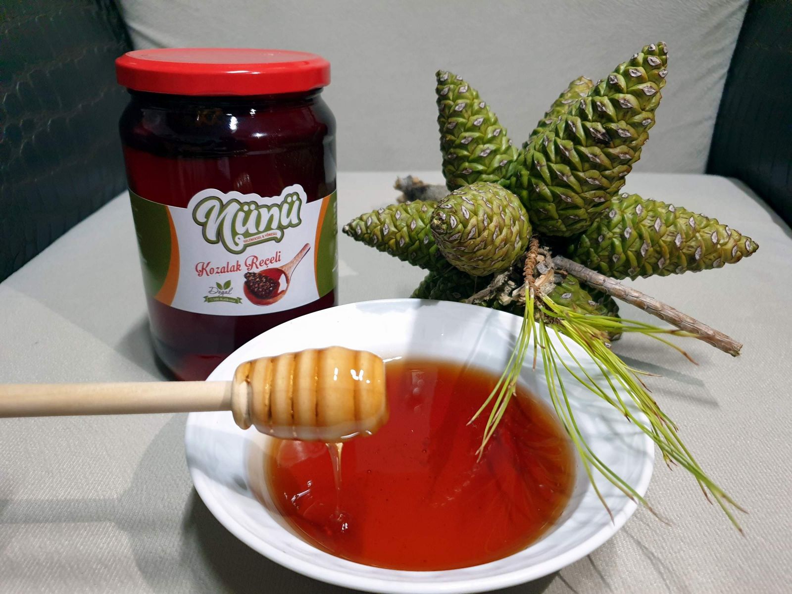 Koronavirüse karşı 'kozalak reçeli' ilgi odağı oldu