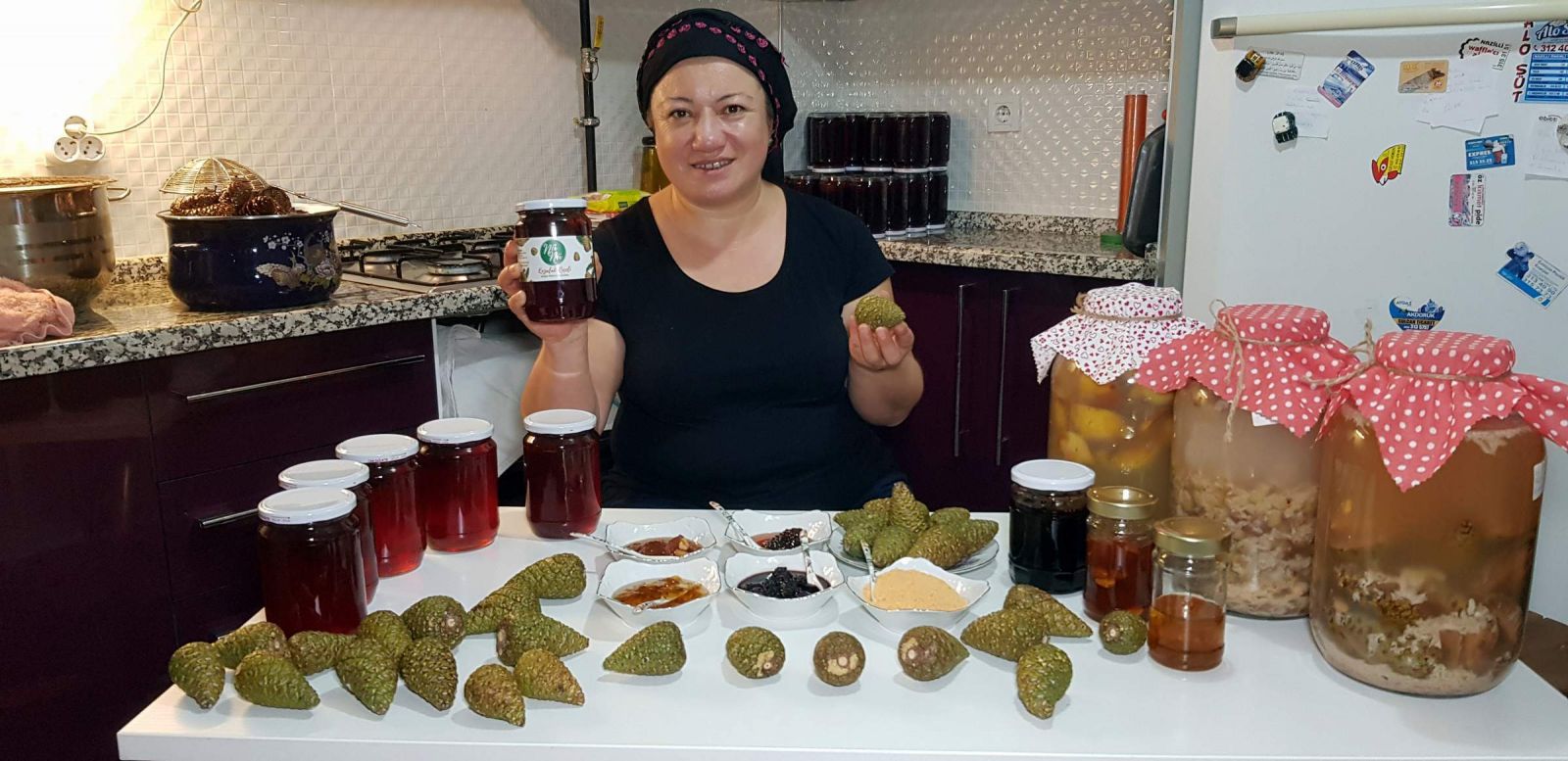 Koronavirüse karşı 'kozalak reçeli' ilgi odağı oldu