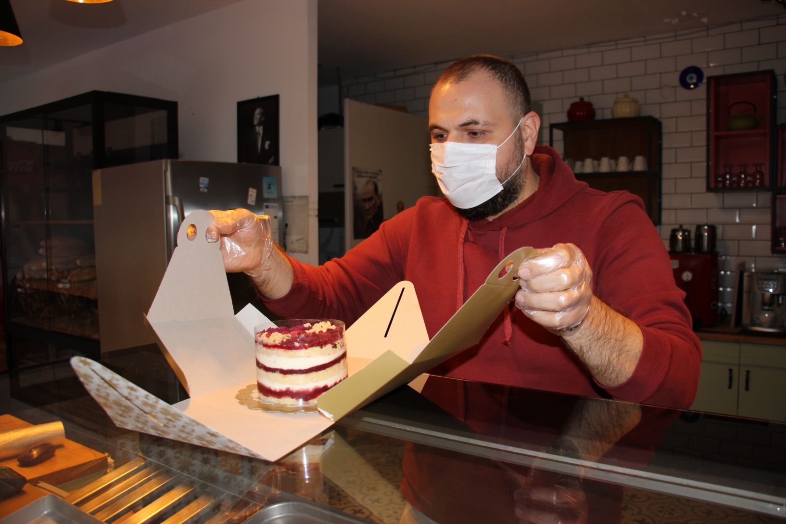 Müzik susunca, kendi işinin patronu oldu