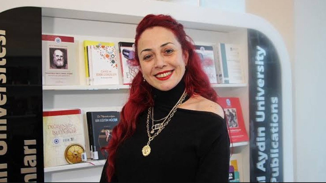 Maltepe'de vahşet! Öğretim üyesini evinde yakarak öldürdü